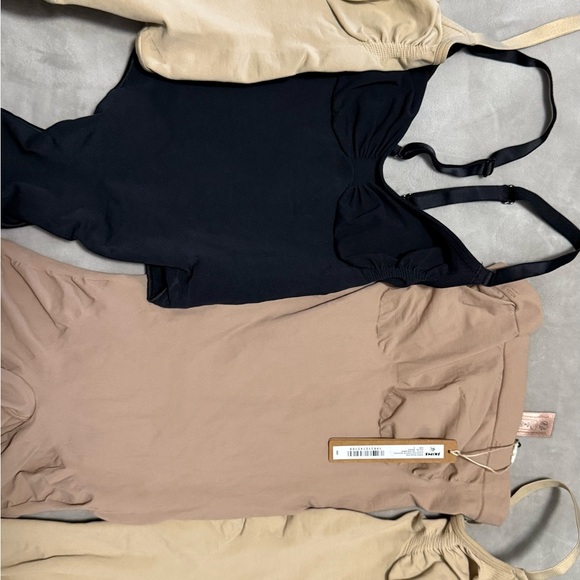 SKIMS Other - SKIMS Shapewear Set in Black and Tan